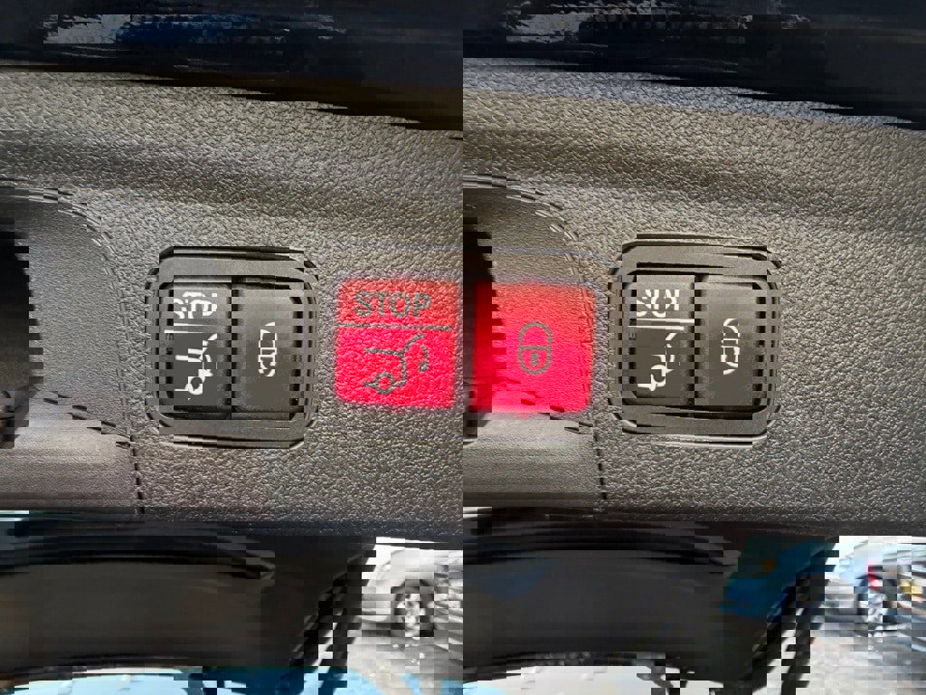 Certified 2020 Mercedes-Benz GLE 350 4MATIC image 37