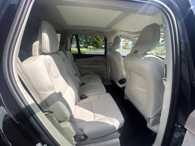 Certified 2024 Volvo XC90 B5 Core w/ Protection Package Premier AWD/4WD image 13