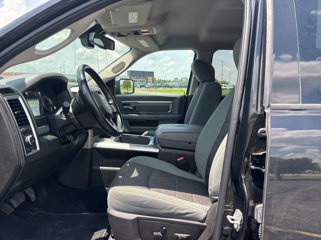 Used 2019 RAM 1500 Warlock AWD/4WD image 9