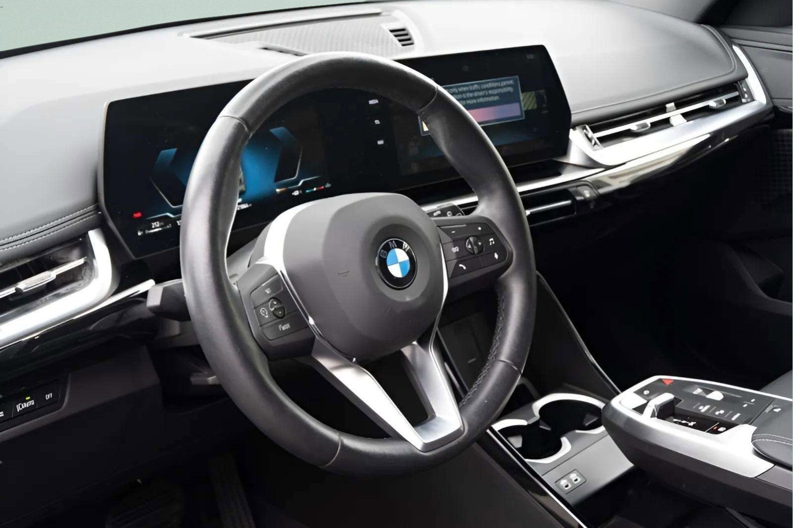 Used 2025 BMW X1 xDrive28i image 30