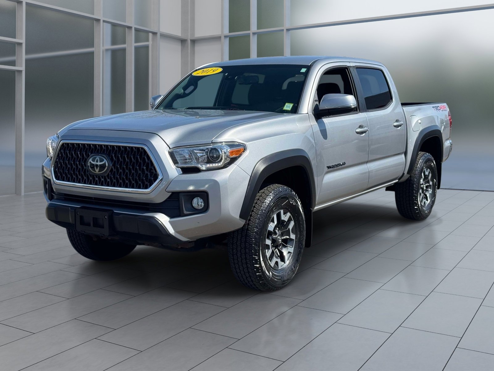 Used 2019 Toyota Tacoma TRD Off-Road image 1