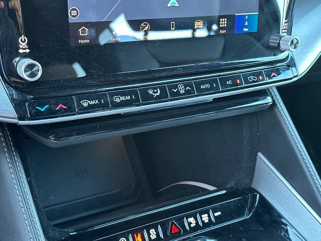 Used 2025 Jeep Wagoneer 4WD image 28