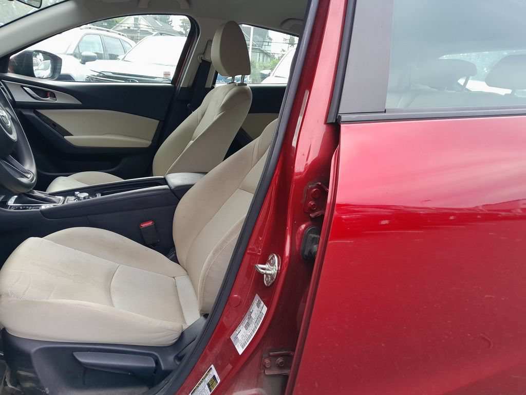 Used 2017 MAZDA MAZDA3 Sport FWD image 14
