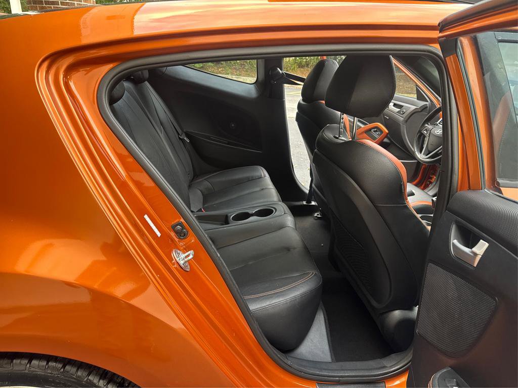Used 2016 Hyundai Veloster Turbo w/ Option Group 04 image 10