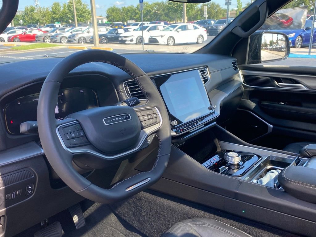 Used 2024 Jeep Wagoneer Series II AWD/4WD image 14