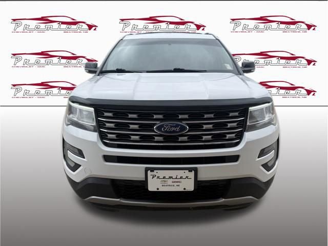 Used 2017 Ford Explorer XLT image 10