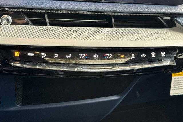 New 2026 Cadillac Optiq Sport 2 w/ LPO, Floor Liner Package image 21