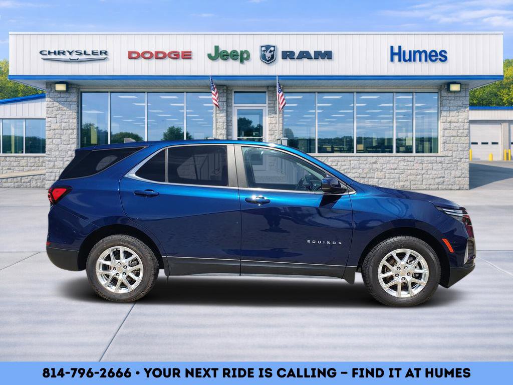 Used 2022 Chevrolet Equinox LT AWD/4WD image 2