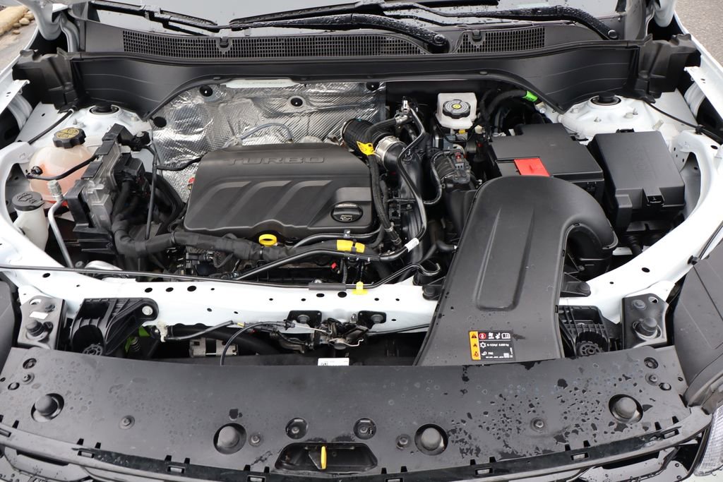 Used 2025 Chevrolet Trax RS w/ Sunroof Package image 48