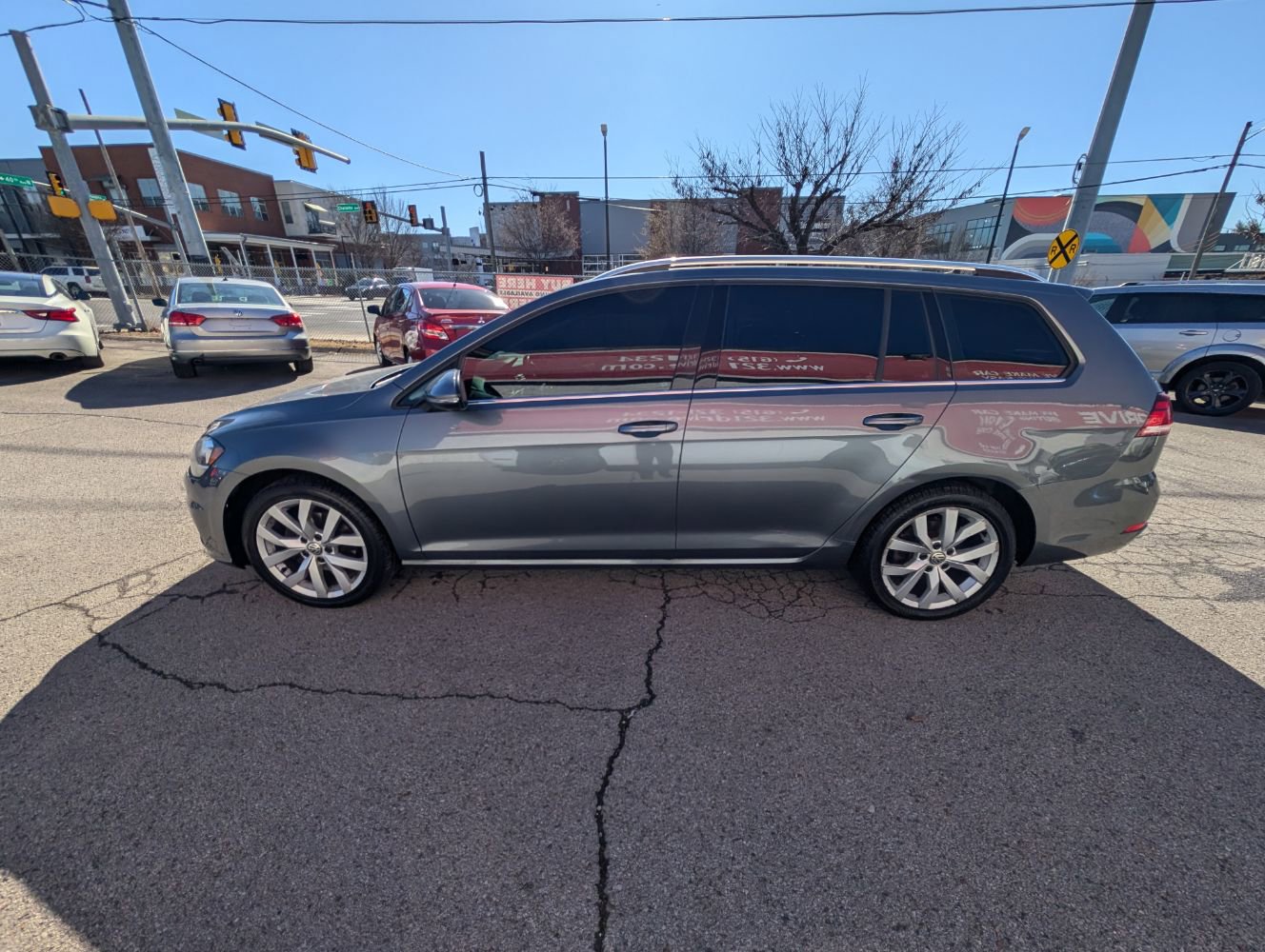 Used 2018 Volkswagen Golf SEL image 9