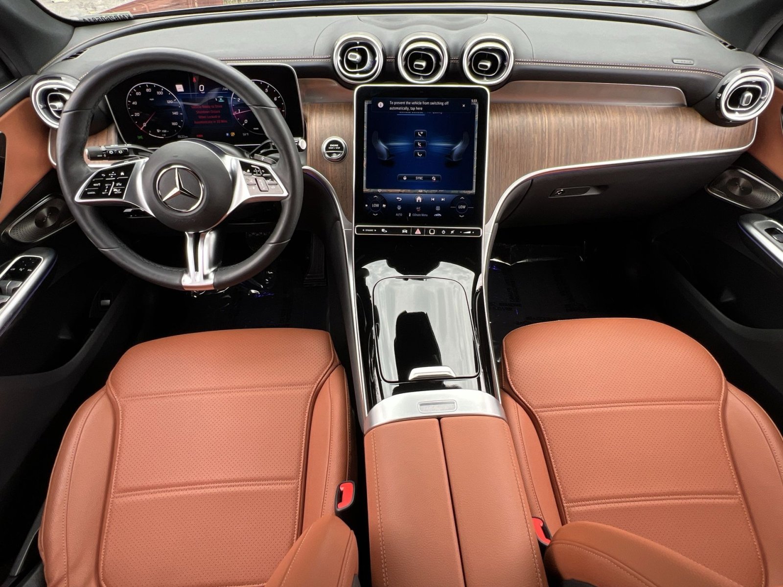 Certified 2025 Mercedes-Benz GLC 300 4MATIC image 21