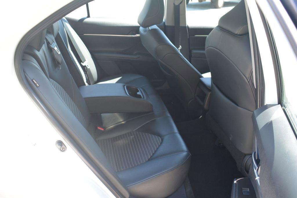 Used 2024 Toyota Camry SE FWD image 19