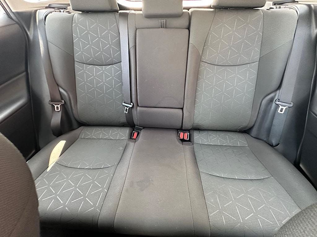 Used 2024 Toyota RAV4 XLE FWD image 29