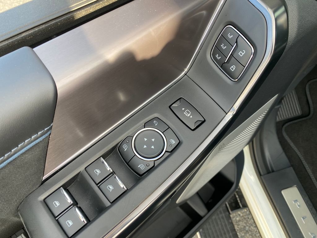 New 2026 Ford F250 Platinum image 12