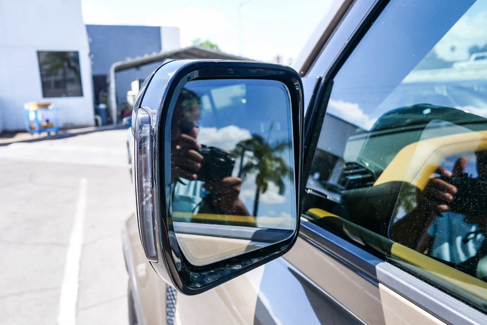 Used 2024 Land Rover Defender 130 S image 20