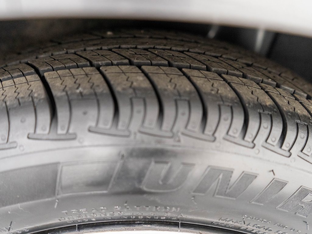 Used 2014 Ford Fiesta SE w/ SE Fuel Economy Package image 26