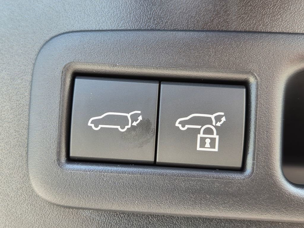 New 2026 Lexus UX 300h AWD image 33
