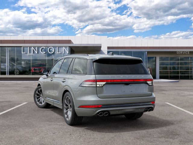 New 2027 Lincoln Aviator AWD image 8