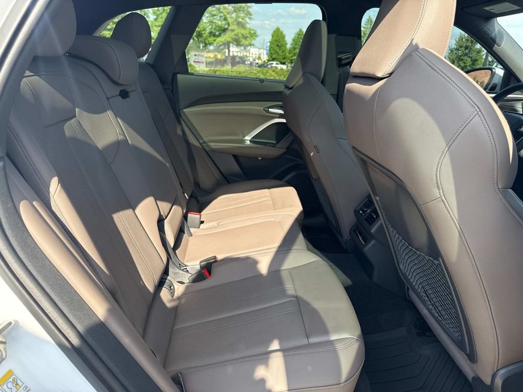 Used 2025 Audi Q5 Premium Plus AWD/4WD image 13