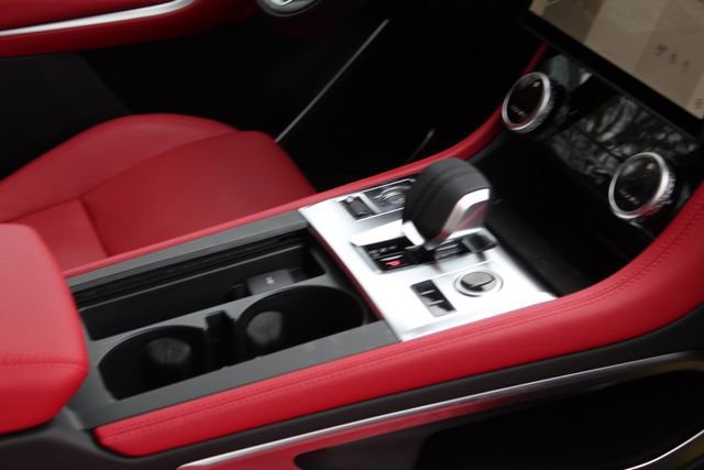 New 2026 Jaguar F-PACE R-Dynamic S image 22