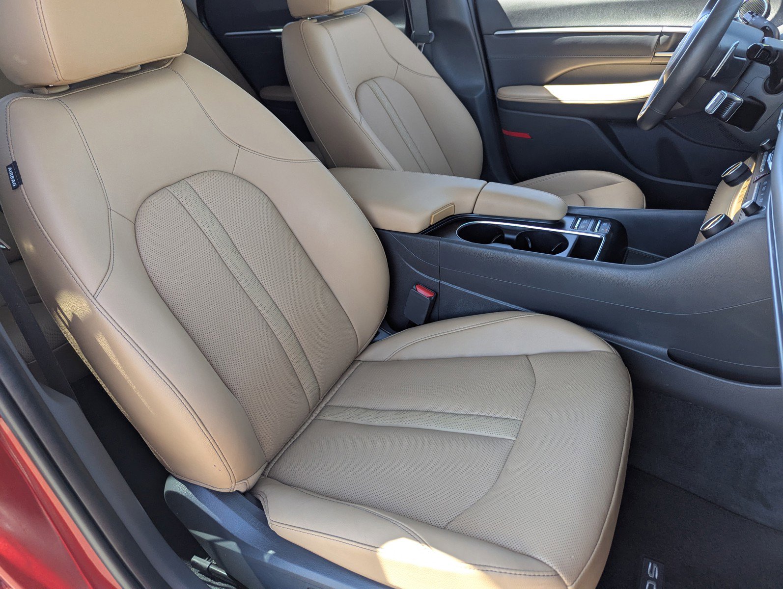 Used 2025 Hyundai Sonata Limited image 11