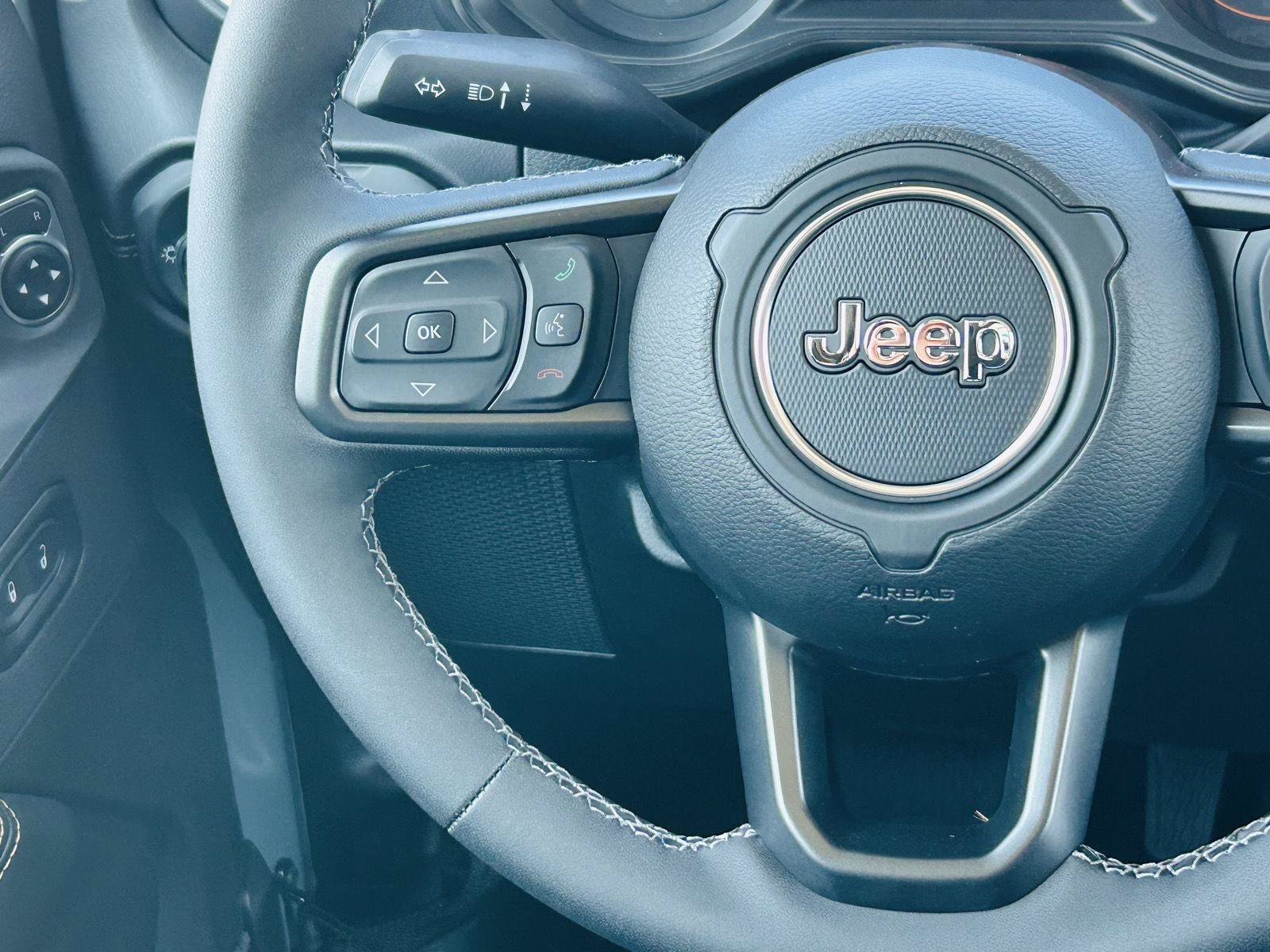 New 2026 Jeep Gladiator Sport AWD/4WD image 15