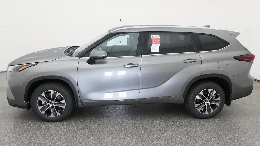 New 2026 Toyota Highlander XLE AWD/4WD image 3
