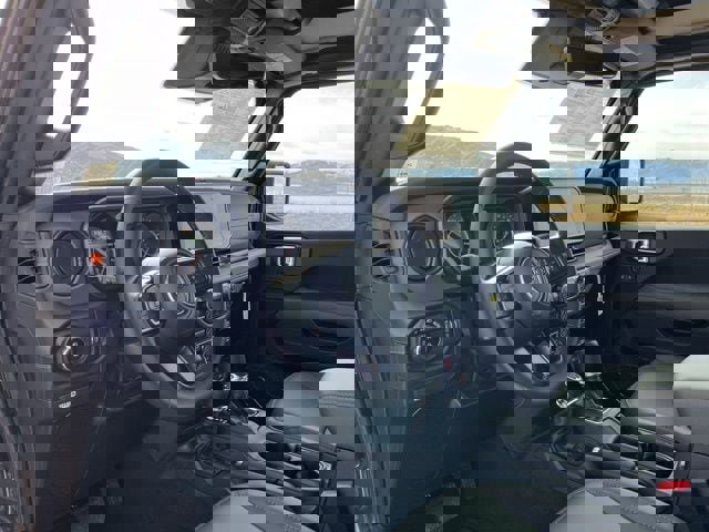 New 2026 Jeep Gladiator Mojave image 13