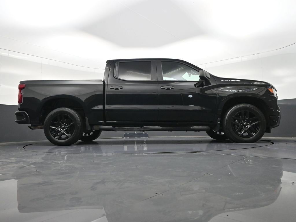 Used 2022 Chevrolet Silverado 1500 Custom RWD image 28