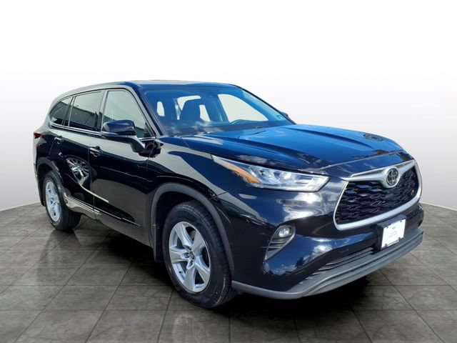 Used 2020 Toyota Highlander LE