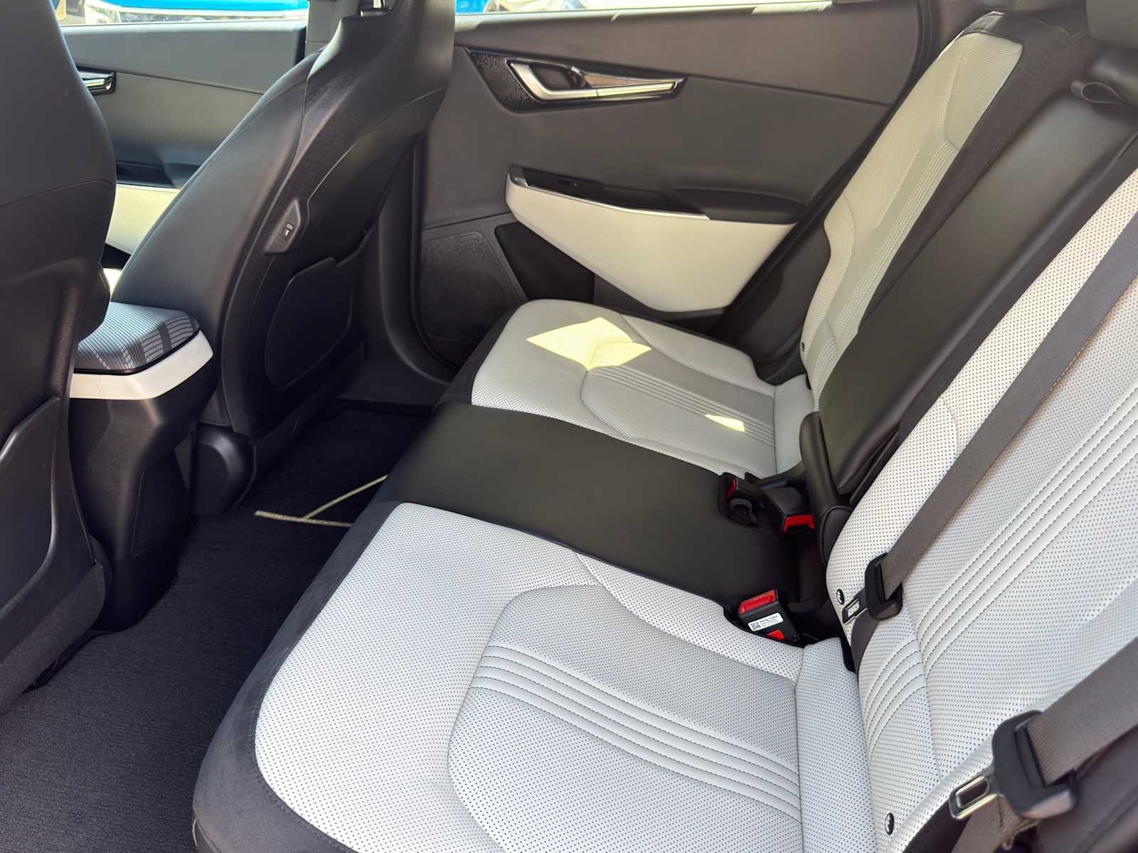 Certified 2024 Kia EV6 GT-Line w/ GT-Line White Seat Package RWD image 26