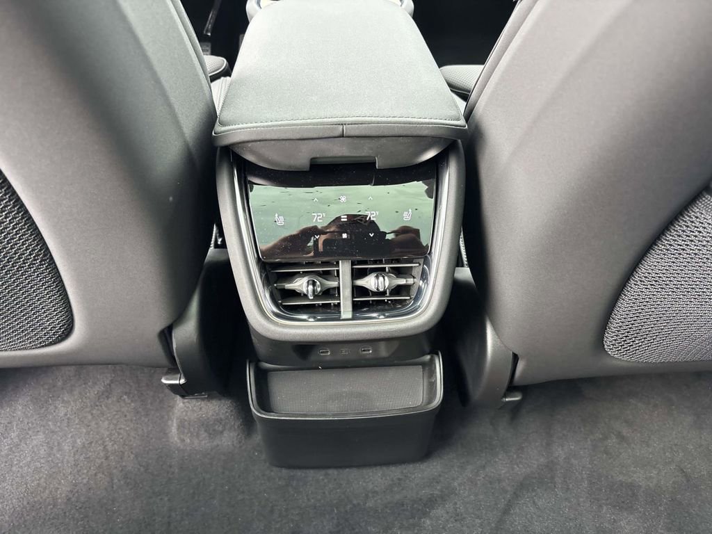 New 2025 Volvo EX90 Ultra w/ Protection Package Premier image 31