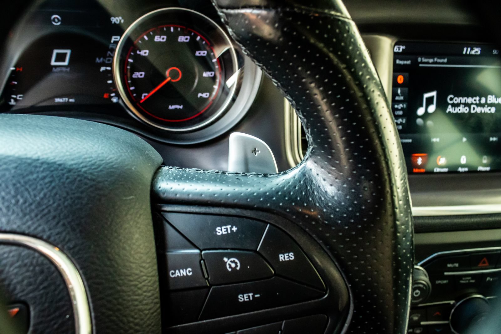 Used 2019 Dodge Charger SXT AWD/4WD image 23
