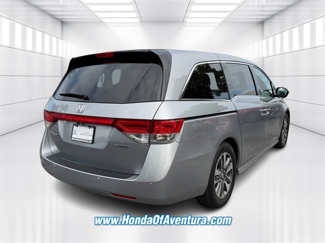 Used 2016 Honda Odyssey Touring image 3