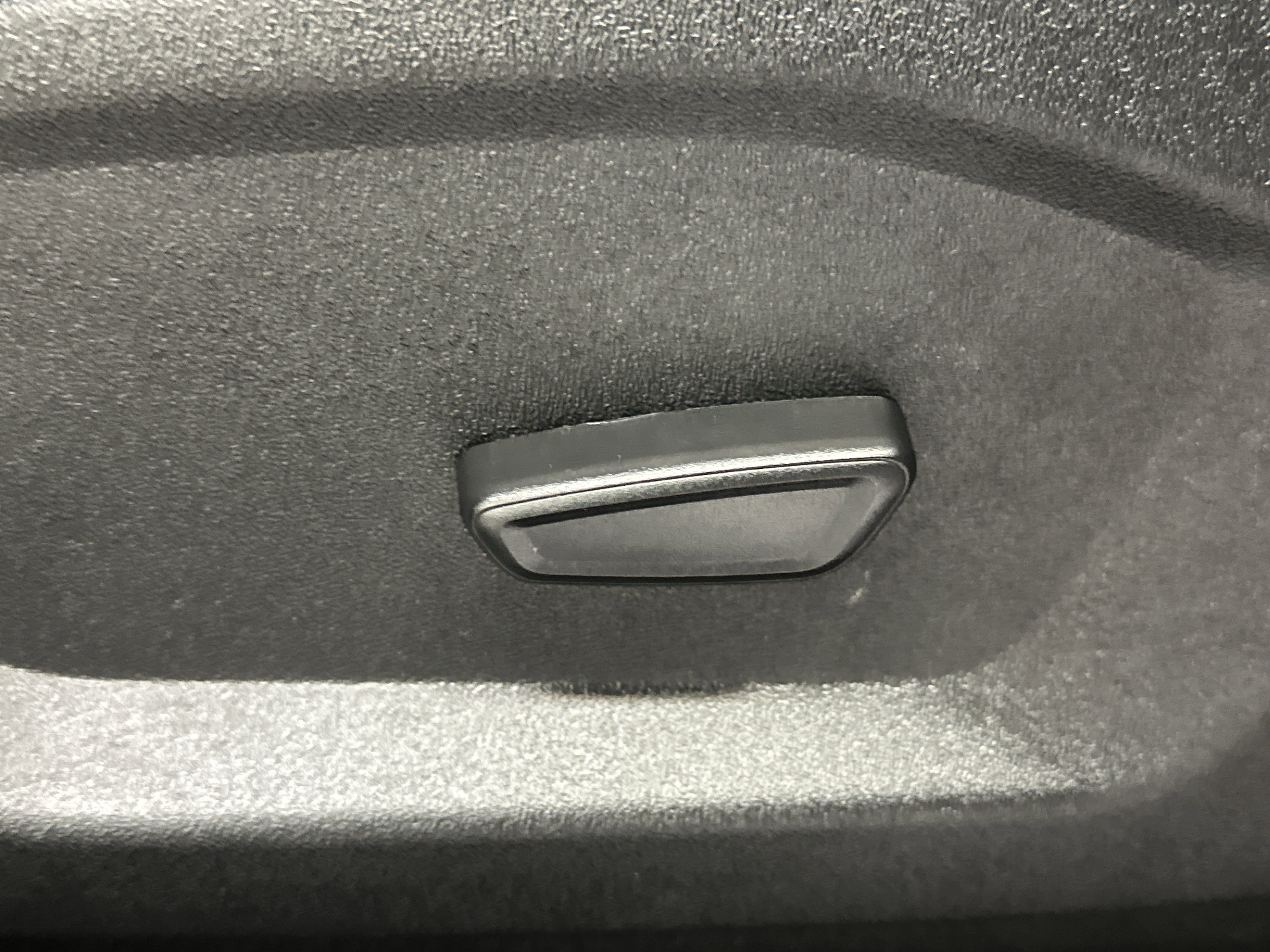 Used 2024 Ford Edge SEL w/ Convenience Package image 25