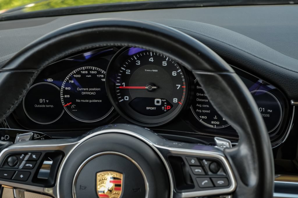 Used 2019 Porsche Panamera 4 AWD/4WD image 18