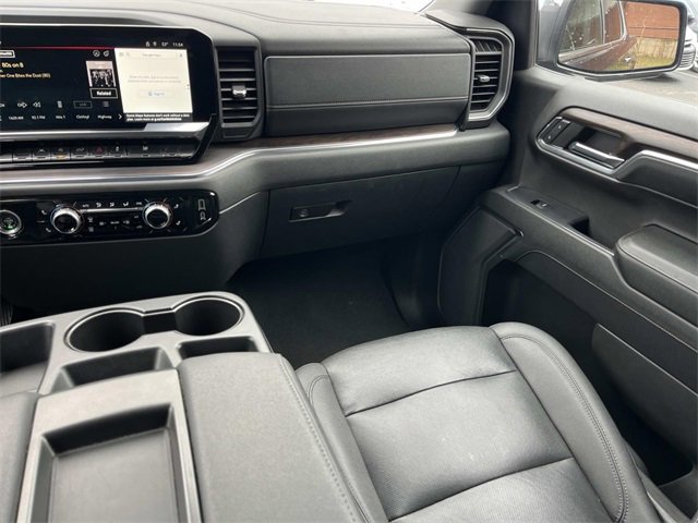 Used 2024 GMC Sierra 1500 SLT image 14