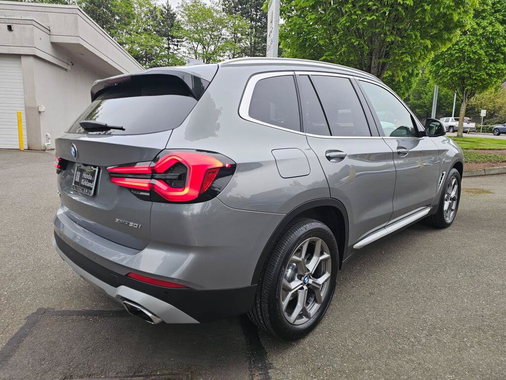 Used 2024 BMW X3 xDrive30i AWD/4WD image 7
