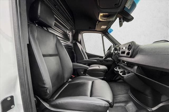 Used 2026 Mercedes-Benz Sprinter 2500 image 18