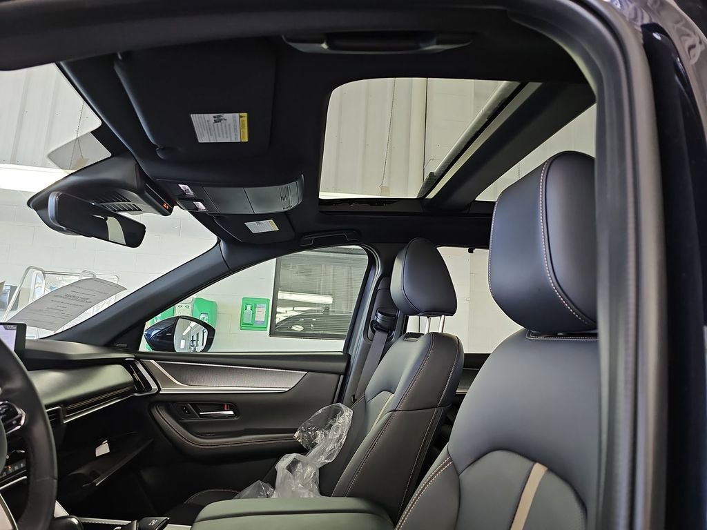 Used 2025 MAZDA CX-90 Plug-In Hybrid w/ Premium Plus image 9