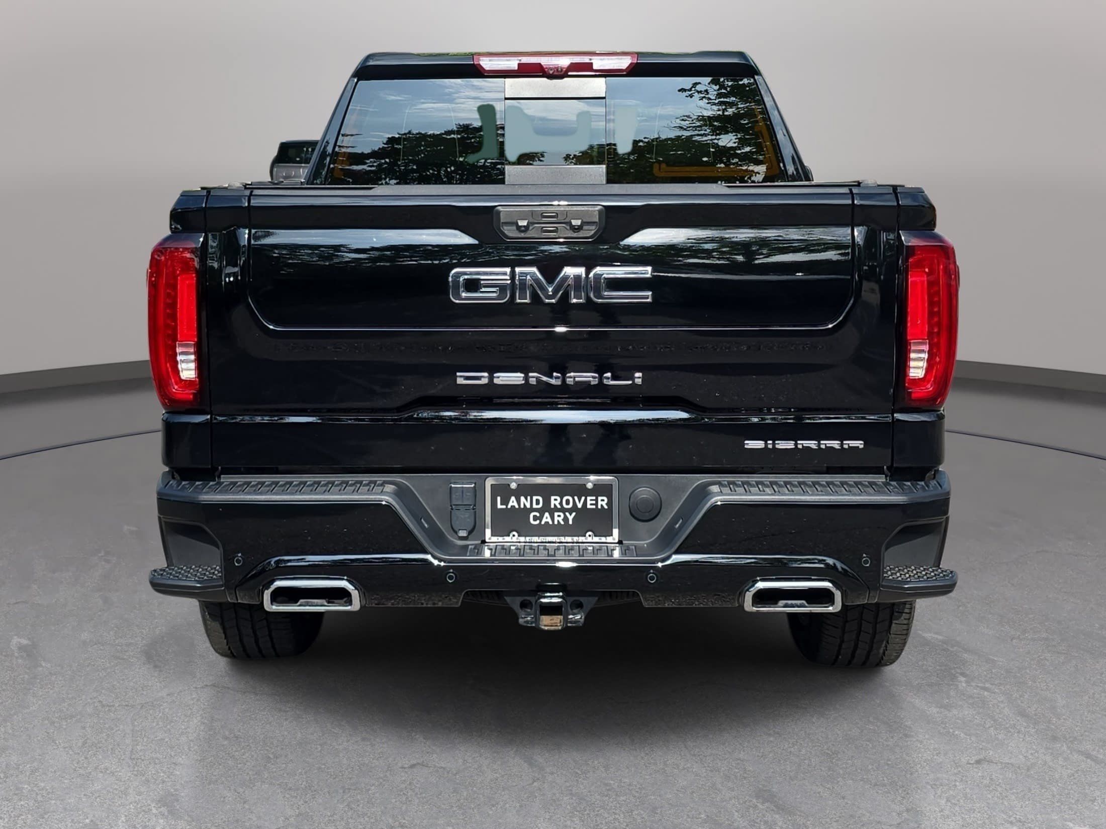 Used 2024 GMC Sierra 1500 Denali Ultimate AWD/4WD image 6