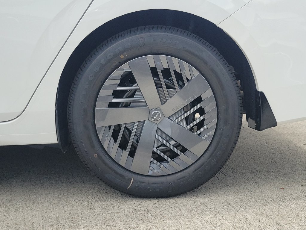 New 2027 Nissan Sentra S w/ Floor Mat Package FWD image 4