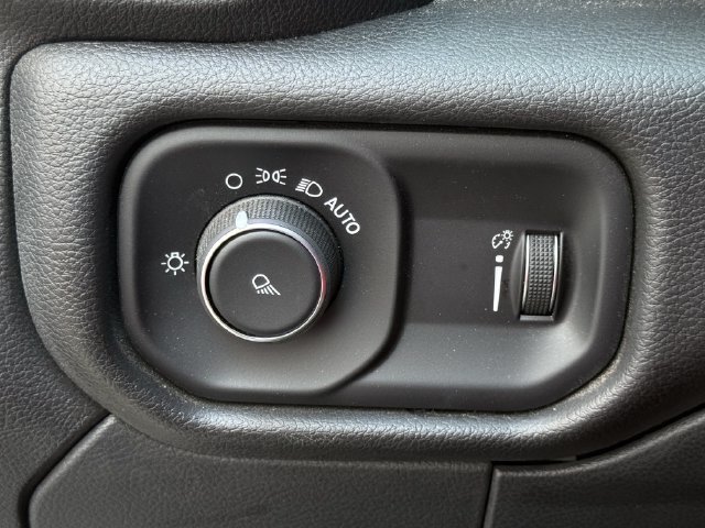 Used 2022 RAM 2500 Big Horn w/ Snow Chief Group AWD/4WD image 24