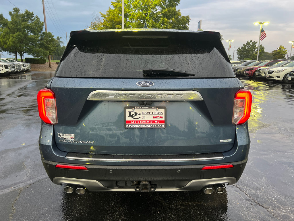 Used 2020 Ford Explorer Platinum w/ Premium Technology Package AWD/4WD image 8