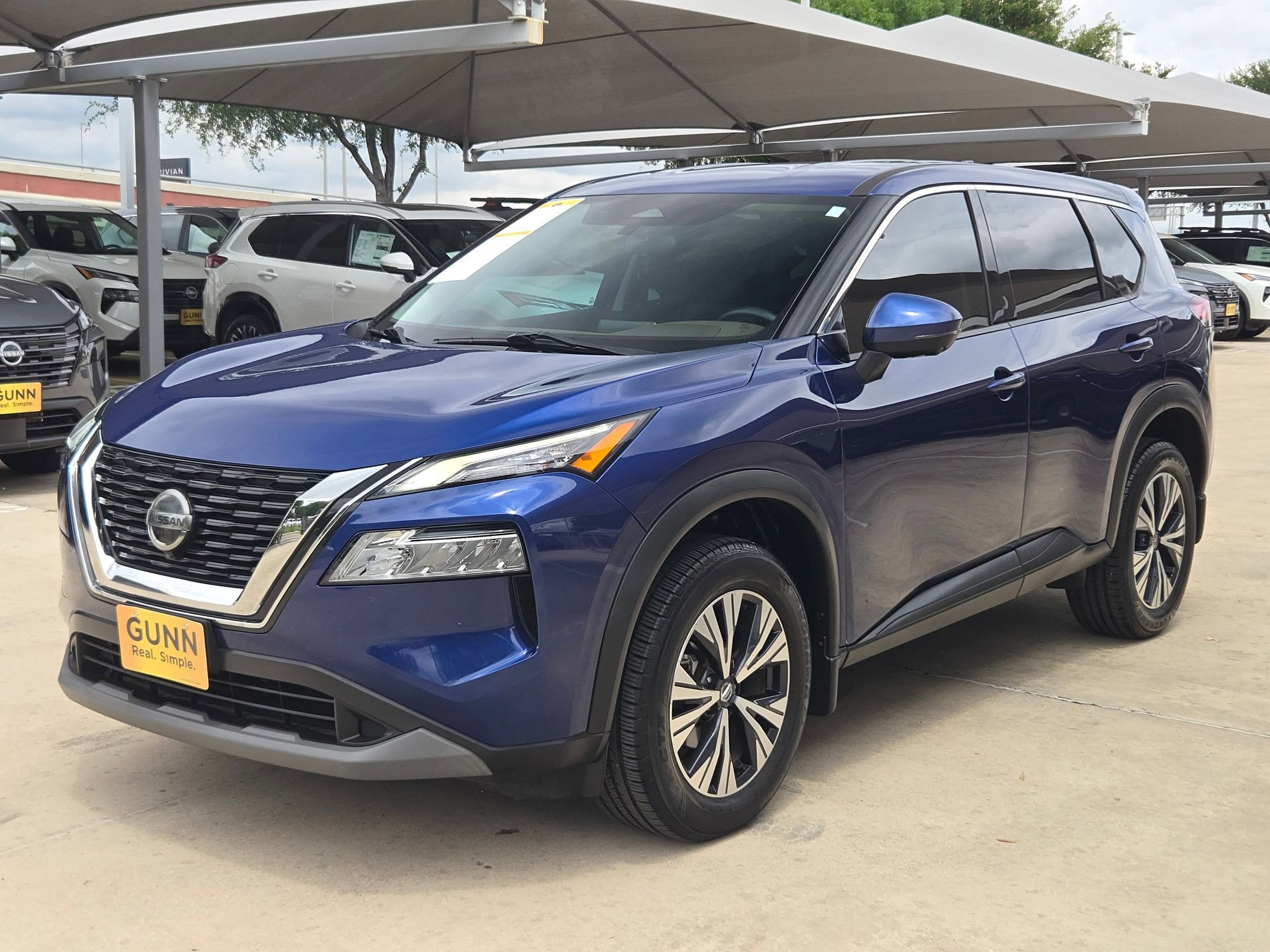 Used 2021 Nissan Rogue SV FWD image 7