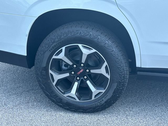 New 2026 GMC Yukon AT4 w/ AT4 Premium Plus Package AWD/4WD image 11