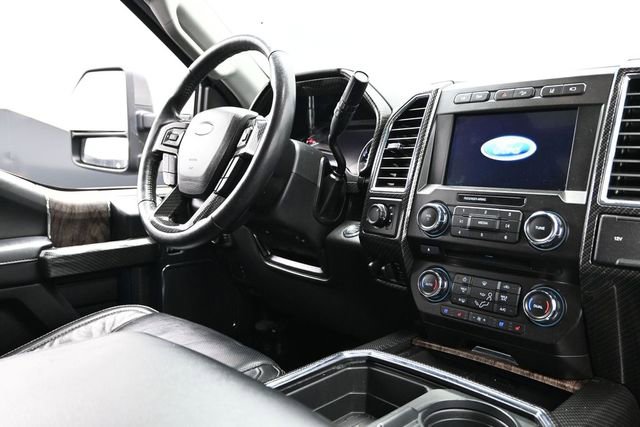 Used 2018 Ford F250 Lariat w/ Lariat Ultimate Package AWD/4WD image 13