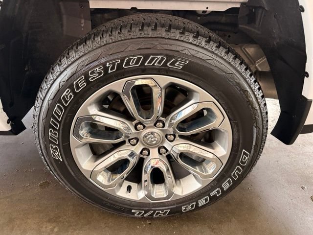 Used 2023 RAM 1500 Laramie AWD/4WD image 6