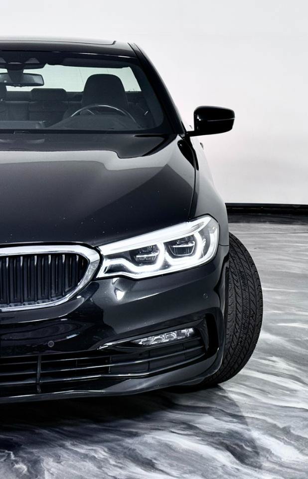 Used 2017 BMW 540i xDrive AWD/4WD image 6