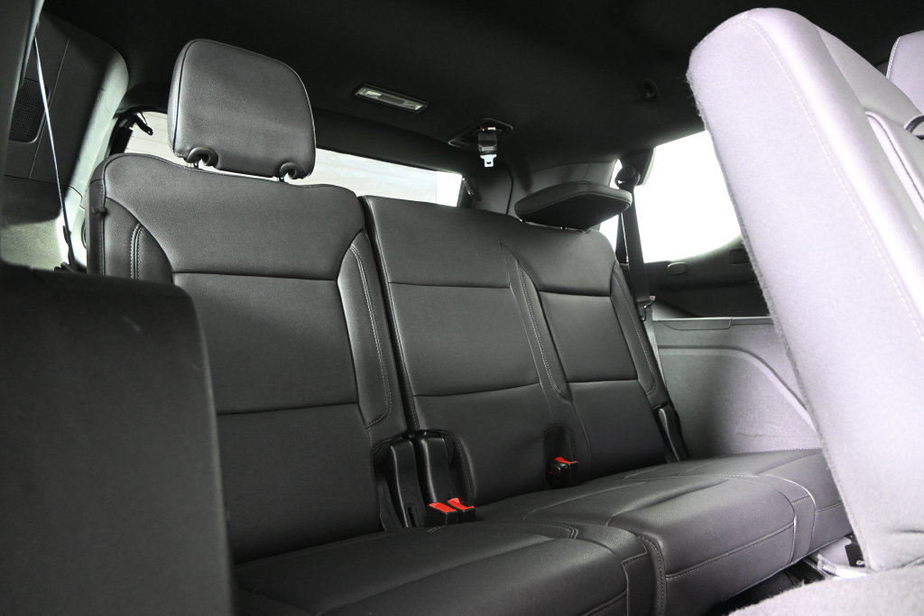 Used 2023 Chevrolet Tahoe LT AWD/4WD image 17